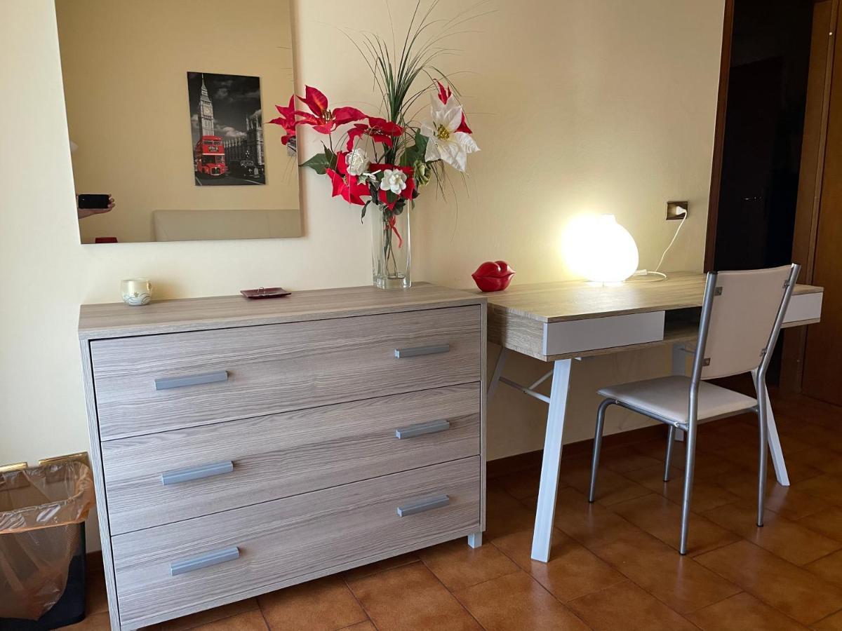 Le Case Di Cinzia Vinci Luaran gambar